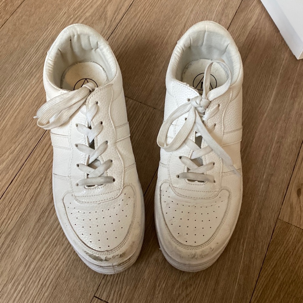 REPOST-Missguided white chunky sole sneakers size 7 - worn with love, sc…